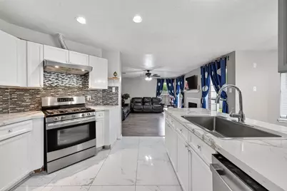 4210 W Meadows Drive, Sugar Land, TX 77479 - Photo 15