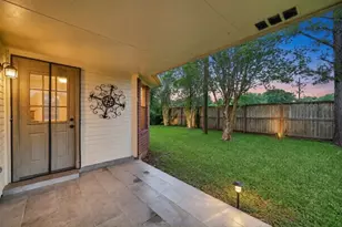 4210 W Meadows Dr, Sugar Land, TX 77479 - Photo 45