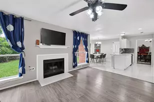 4210 W Meadows Dr, Sugar Land, TX 77479 - Photo 27