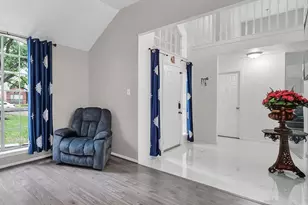 4210 W Meadows Dr, Sugar Land, TX 77479 - Photo 11
