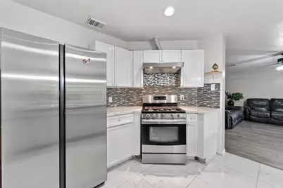 4210 W Meadows Drive, Sugar Land, TX 77479 - Photo 17