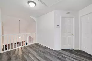 4210 W Meadows Dr, Sugar Land, TX 77479 - Photo 29