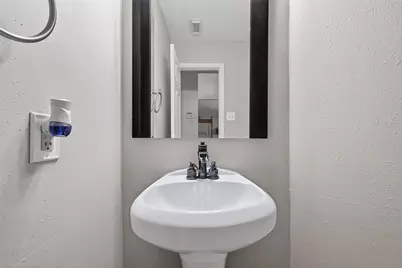 4210 W Meadows Drive, Sugar Land, TX 77479 - Photo 27
