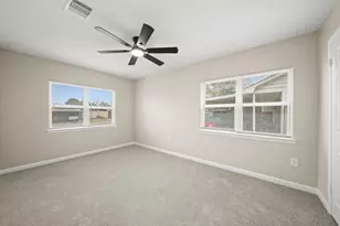 1210 Glenmore Dr, Pasadena, TX 77503 - Photo 9