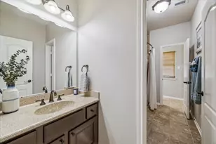 16202 Pelican Beach Ln, Houston, TX 77044 - Photo 35