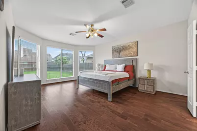 5911 Indian Hills Ln Lane, Sugar Land, TX 77479 - Photo 11