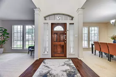5911 Indian Hills Ln Lane, Sugar Land, TX 77479 - Photo 1