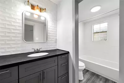 2801 Carrolton #4, Houston, TX 77023 - Photo 7