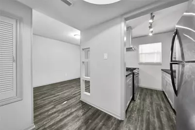 2801 Carrolton #4, Houston, TX 77023 - Photo 13