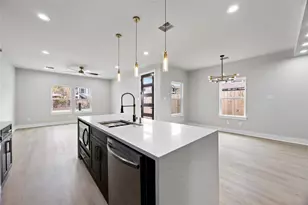 8310 Mariah St, Houston, TX 77051 - Photo 9