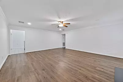 4019 Saint Michaels Court, Sugar Land, TX 77479 - Photo 17