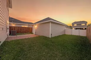 1714 Claremont Garden Cir, Houston, TX 77047 - Photo 25