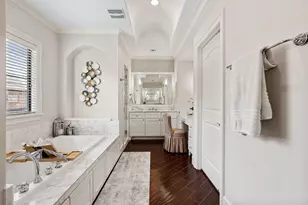 4609 Beech St, Bellaire, TX 77401 - Photo 31