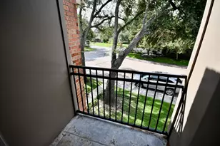 4404 Basswood Ln, Bellaire, TX 77401 - Photo 29