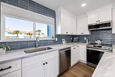 201 Jean Lafitte Cove, Galveston, TX 77554 - Photo 11