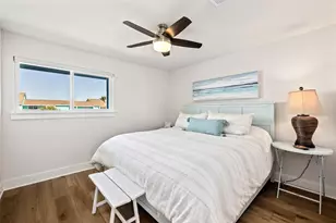 201 Jean Lafitte Cove, Galveston, TX 77554 - Photo 23