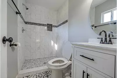 5107 Sycamore Avenue, Pasadena, TX 77503 - Photo 17