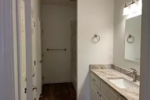 1841 Caroline Ln, Sealy, TX 77474 - Photo 11