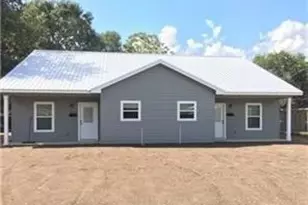 1841 Caroline Ln, Sealy, TX 77474 - Photo 1