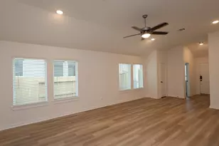 30910 Newcomb Lndg Ln, Waller, TX 77484 - Photo 17