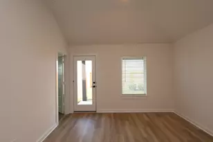 30910 Newcomb Lndg Ln, Waller, TX 77484 - Photo 5