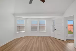 30910 Newcomb Lndg Ln, Waller, TX 77484 - Photo 5