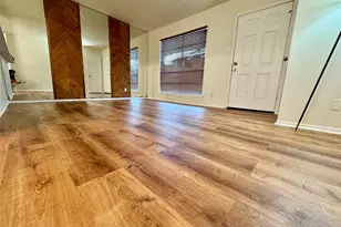 11550 Chimney Rock Rd, Houston, TX 77035 - Photo 7