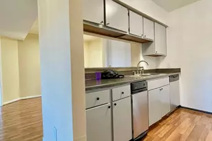 3055 Walnut Bend Ln, Houston, TX 77042 - Photo 13