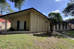 5850 Paisley St, Houston, TX 77096 - Photo 1