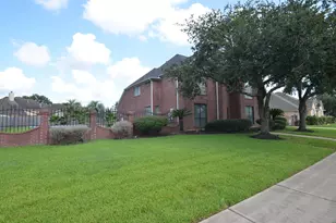 2110 5 Iron Dr, Houston, TX 77089 - Photo 27