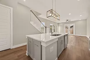 1504 Hussion St, Houston, TX 77003 - Photo 13