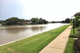 2611 Grants Lake Blvd, Sugar Land, TX 77479 - Photo 29