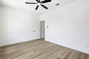 110 Luetta St, Houston, TX 77076 - Photo 15