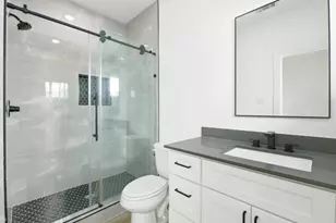 110 Luetta St, Houston, TX 77076 - Photo 17