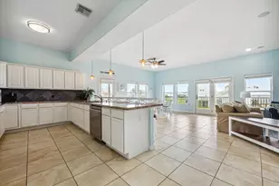 4015 War Chest Ct, Galveston, TX 77554 - Photo 15
