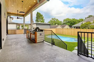 4951 Valkeith Dr, Houston, TX 77096 - Photo 31