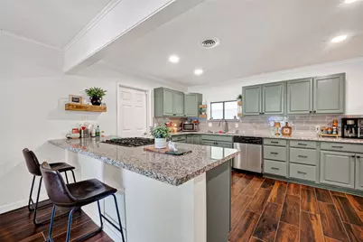 10263 Old Orchard Road, La Porte, TX 77571 - Photo 9