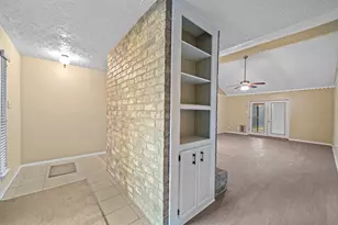 4822 Lost Oak Dr, Spring, TX 77388 - Photo 3