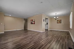 1202 Willow Ln, League City, TX 77573 - Photo 5