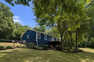 445 Loop Dr, Livingston, TX 77351 - Photo 21