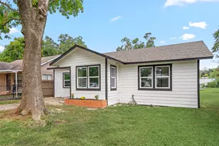 909 Knight St, Houston, TX 77022 - Photo 3