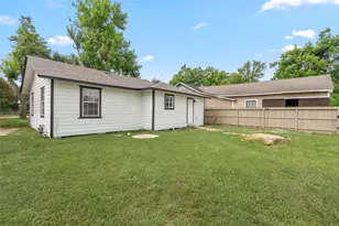 909 Knight St, Houston, TX 77022 - Photo 19