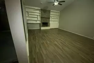 2318 Parkdale Dr, Houston, TX 77339 - Photo 3