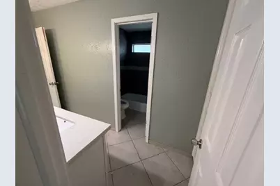 2318 Parkdale Drive, Houston, TX 77339 - Photo 9