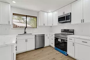 6703 Casablanca Dr, Houston, TX 77088 - Photo 5