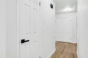 6703 Casablanca Dr, Houston, TX 77088 - Photo 9