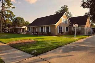 1802 Oaks Dr, Pasadena, TX 77502 - Photo 3