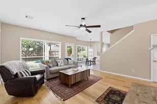 1018 S Wellsford Dr, Pearland, TX 77584 - Photo 13