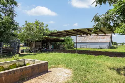 4231 Johnston Road, Wallis, TX 77485 - Photo 37