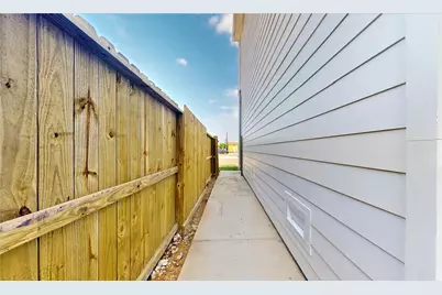12250 Kirkgard, Houston, TX 77045 - Photo 3